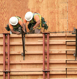 Concrete formwork: concrete wall under construction